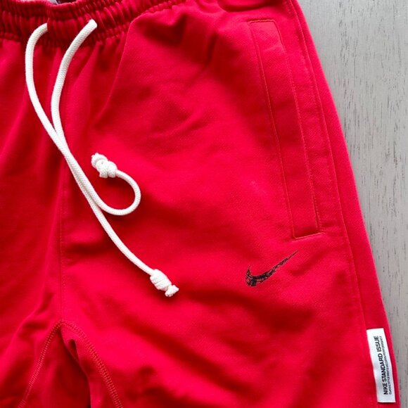 Nike Small Dri-FIT Standard Issue Basketball Pants Red FB7003-657 NWT - Picture 5 of 9